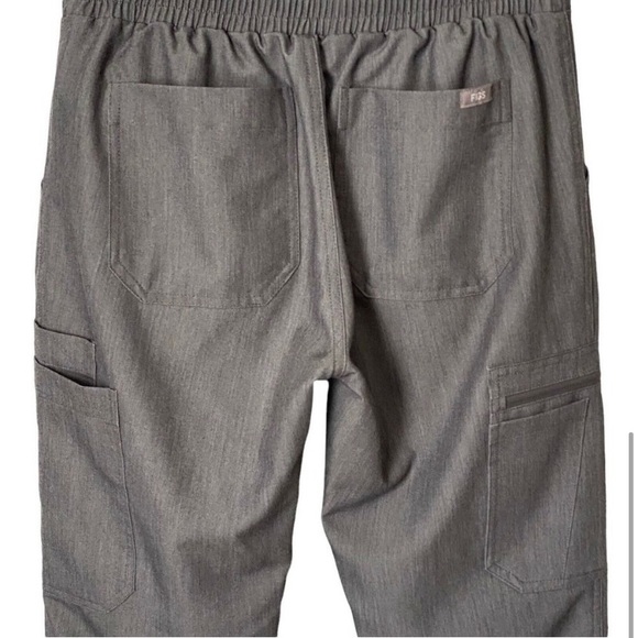 Figs xs graphite set - Picture 4 of 9